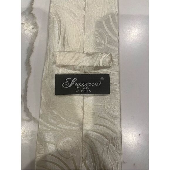 Successo by Phita Tie in Cream - Picture 4 of 4